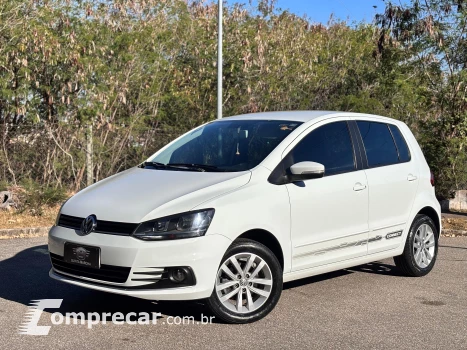 Volkswagen Fox 1.6 MSI Connect (Flex) 4 portas