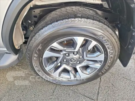 HILUX SW4 2.8 D-4D TURBO DIESEL SRX PLATINUM 7L 4