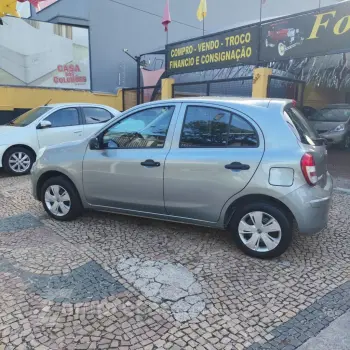 MARCH 1.0 12V Flex 5p