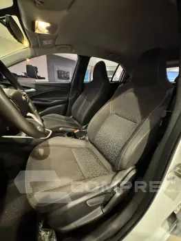 Onix Hatch 1.0 12V 4P FLEX LT