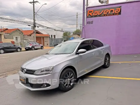 Volkswagen JETTA Comfortline 2.0 T.Flex 8V 4p Tipt. 4 portas