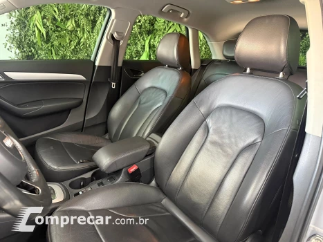 Q3 1.4 TFSI Ambiente Plus S Tronic