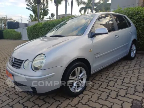 Volkswagen POLO 1.6 MI 8V 4 portas