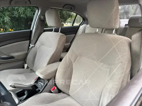 CIVIC 1.8 LXS 16V FLEX 4P MANUAL
