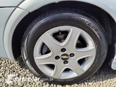 ASTRA 2.0 MPFI Advantage 8V
