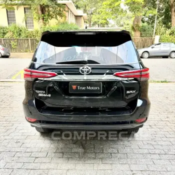 HILUX SW4 4.0 SRX 4X4 7 Lugares V6 24V