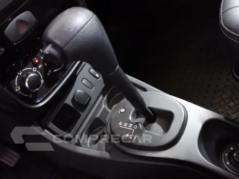 DUSTER - 2.0 DYNAMIQUE 4X2 16V 4P AUTOMÁTICO