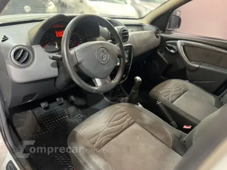 Duster 1.6 16V 4P FLEX TECH ROAD