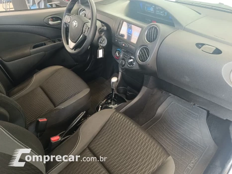 ETIOS 1.5 X PLUS SEDAN 16V 4P AUTOMÁTICO
