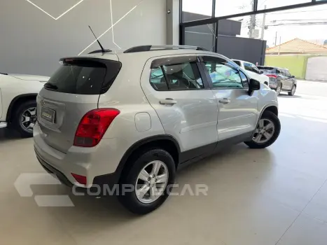 TRACKER LT 1.4 AUT