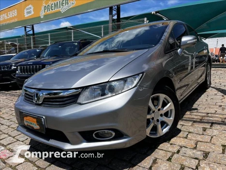 Honda CIVIC 1.8 EXS 16V 4 portas