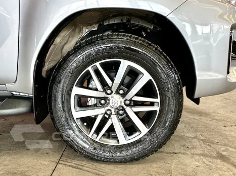 HILUX 2.7 SRV 4X2 CD 16V FLEX 4P AUTOMÁTICO