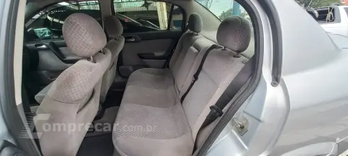 ASTRA 2.0 SFI CD Sedan 16V