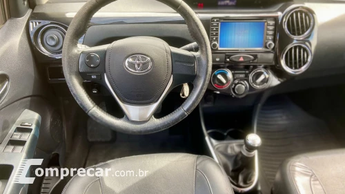 Toyota ETIOS SEDAN - 1.5 PLATINUM SEDAN 16V 4P MANUAL 4 portas