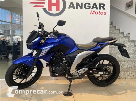 Yamaha FZ25 FAZER ABS