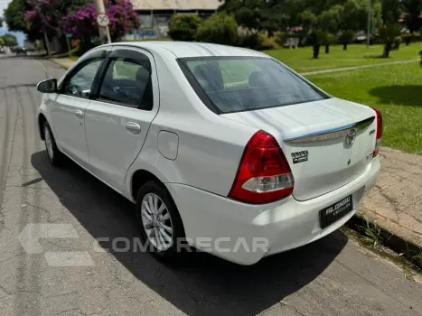 Etios Sedan 1.5 XLS