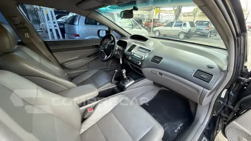 CIVIC 1.8 LXL 16V