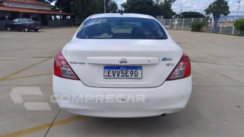 Versa Sedan 1.6 16V 4P FLEX SV
