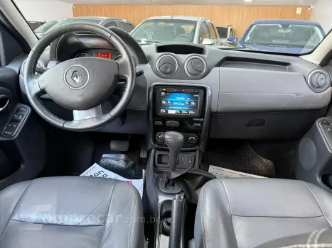 DUSTER 2.0 Tech Road II 4X2 16V