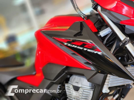 CB CB 300F Twister Flex