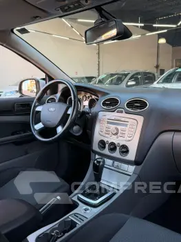 Focus Sedan 2.0 16V/2.0 16V Flex 4p Aut.
