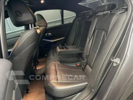 330I - 2.0 16V TURBO M SPORT AUTOMÁTICO