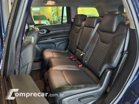 COMMANDER 1.3 T270 Turbo Limited
