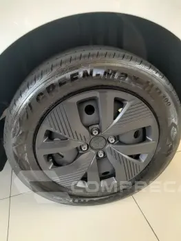 Polo Hatch 1.0 4P MPI TRACK
