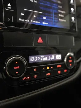 OUTLANDER 2.2 4X4 16V DIESEL 4P AUTOMÁTICO