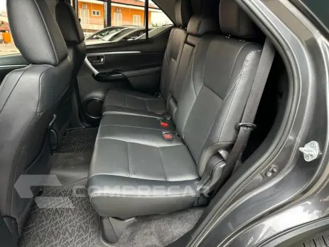 HILUX SWSRXA4FD