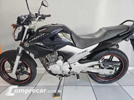 YS 250 FAZER
