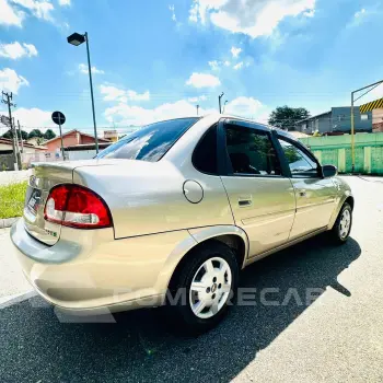 CORSA 1.0 MPFI Classic 8V