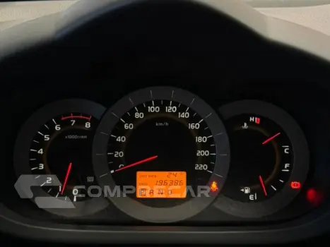 RAV4 - 2.4 4X2 16V 4P AUTOMÁTICO