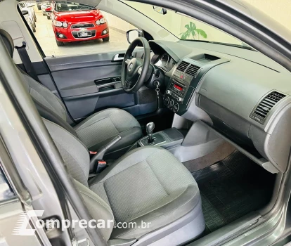 POLO 1.6 MI 8V