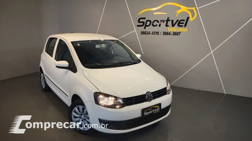 Volkswagen Fox 1.0 Mi Total Flex 8V 5p 4 portas