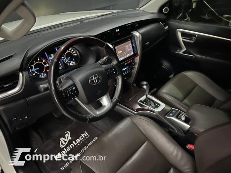 HILUX SW4 2.8 SRX 4X4 16V TURBO INTERCOOLER DIESEL 4P AUTOMÁ
