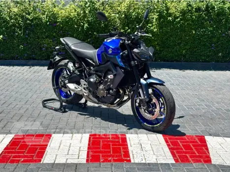 MT-09
