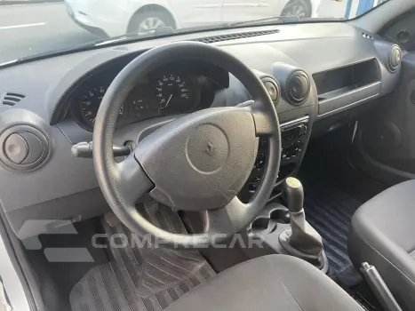 LOGAN 1.0 12V SCE Expression