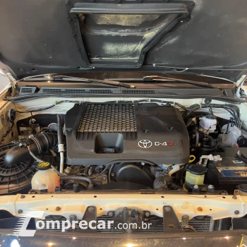 Hilux SW4 SRV D4-D 4x4 3.0 TDI Dies. Aut