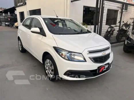 Onix Hatch 1.4 4P FLEX LT