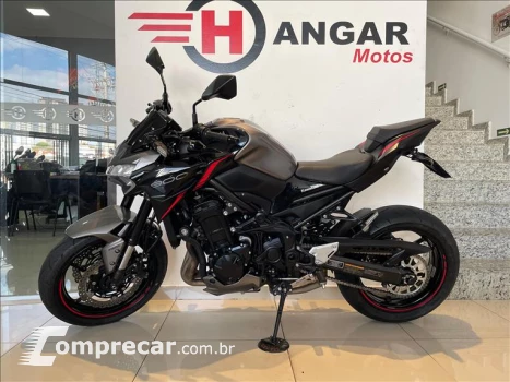 Z900