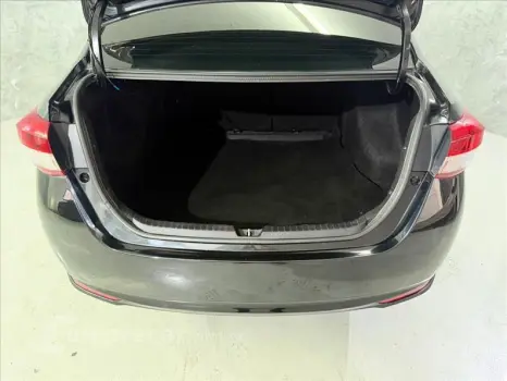 YARIS 1.5 16V Sedan XL