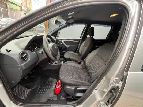 DUSTER Expression 1.6 Hi-Flex 16V Mec.