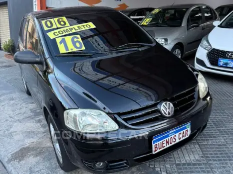 Volkswagen FOX - 1.6 MI PLUS 8V 4P MANUAL 4 portas