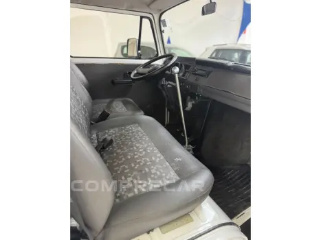 KOMBI 1.4 MI STD LOTAÇÃO 8V FLEX 3P MANUAL