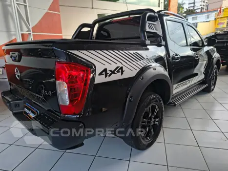 Frontier 2.3 ATTACK CABINE DUPLA 4X4 BI-TURBO DIESEL AUTOMÁT
