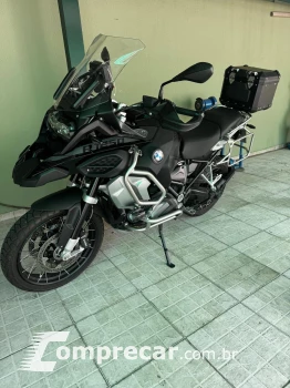 BMW R 1250 GS Triple Black