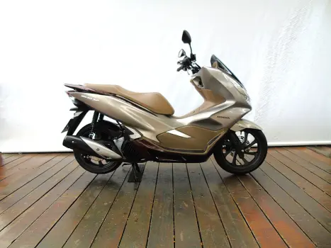 HONDA PCX 150 DLX