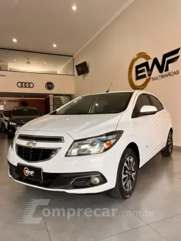 CHEVROLET ONIX HATCH LTZ 1.4 8V FlexPower 5p Mec. 4 portas