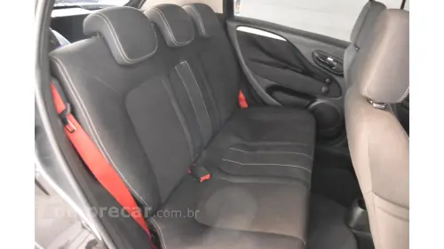 PUNTO - 1.8 SPORTING 16V 4P AUTOMATIZADO